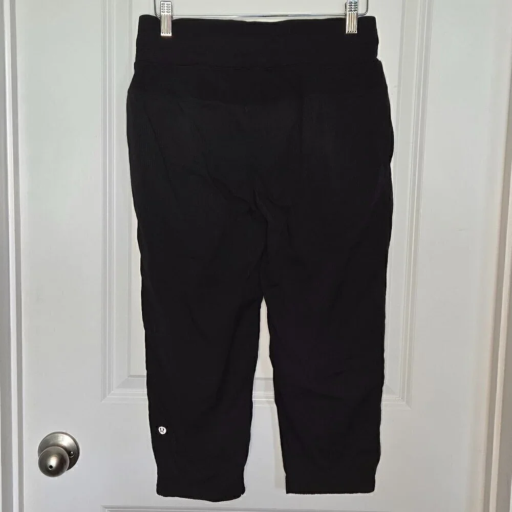 Lululemon Dance Studio Crop II (Unlined 20